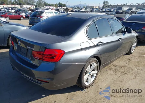 2016 BMW 328I z USA, uszkodzony, nr VIN WBA8E9C58GK647502